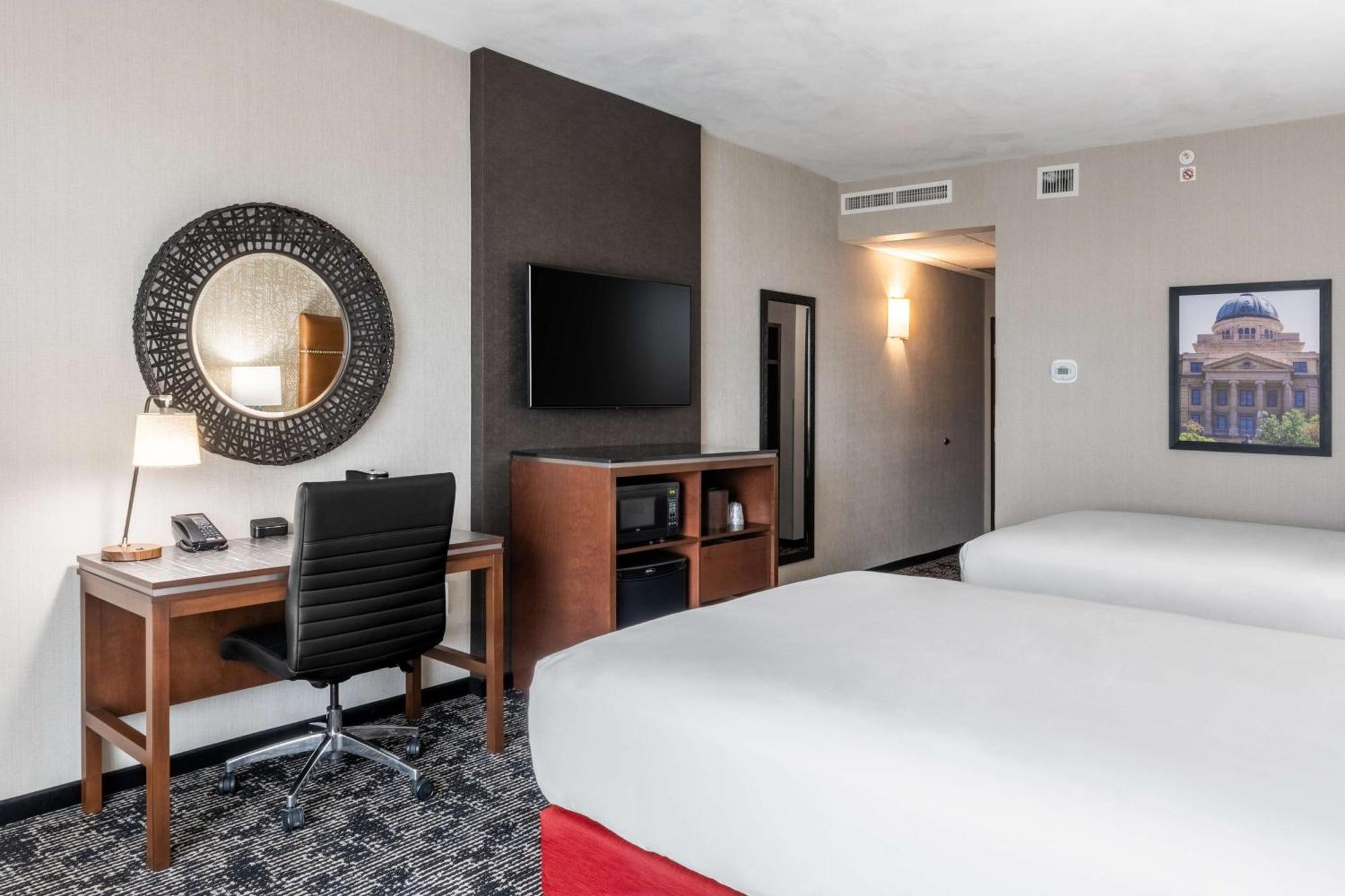 Drury Plaza Hotel カレッジ・ステーション エクステリア 写真