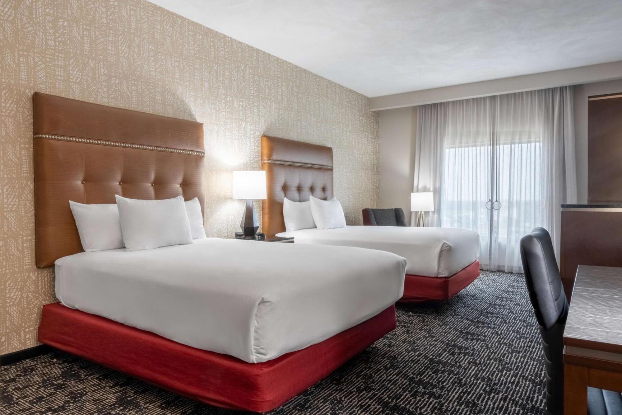 Drury Plaza Hotel カレッジ・ステーション エクステリア 写真