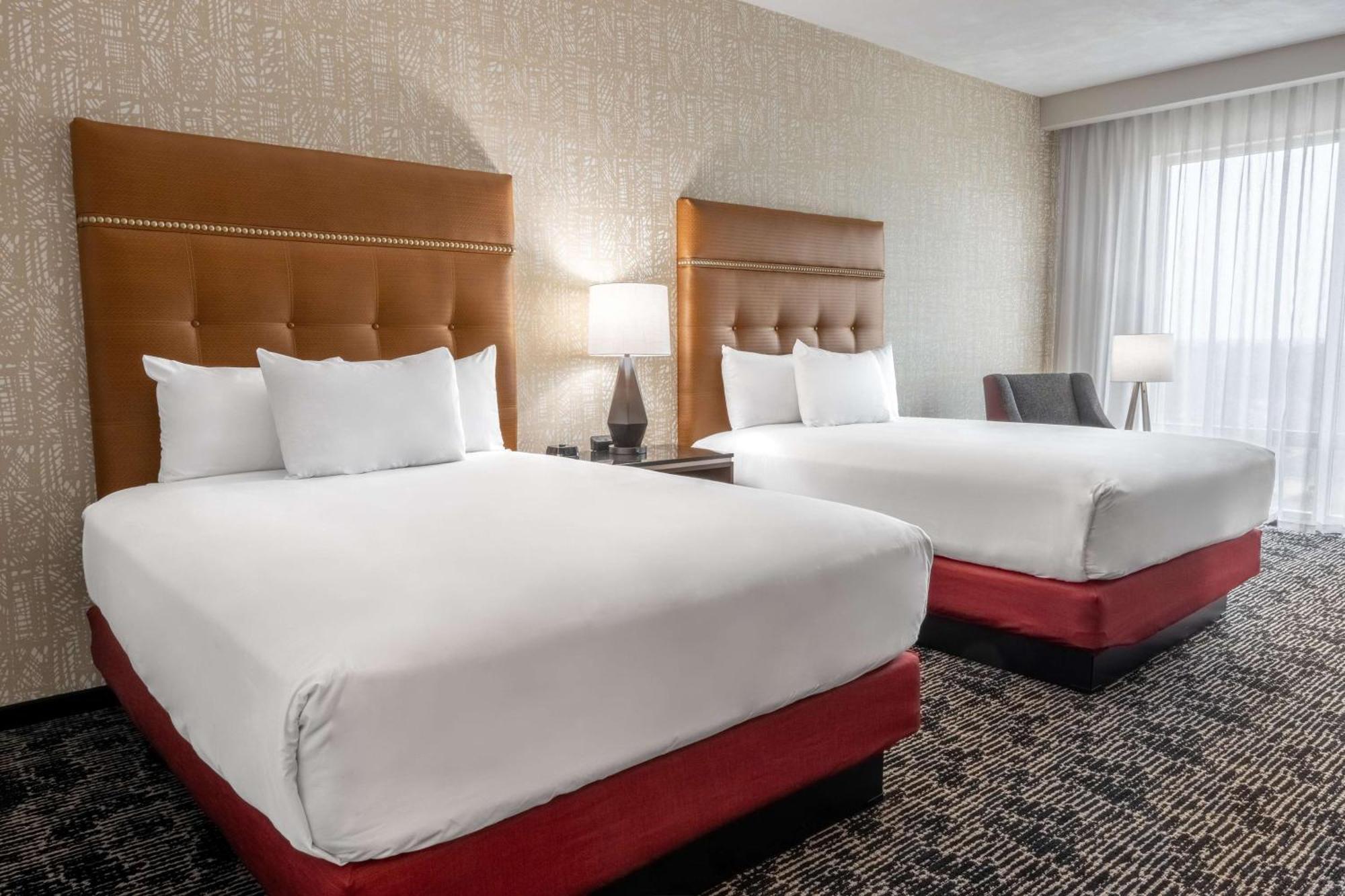 Drury Plaza Hotel カレッジ・ステーション エクステリア 写真